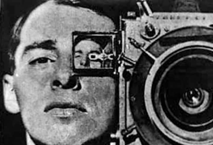 50 Must-See Documentaries, Selected by 10 Influential Documentary Filmmakers - @Open Culture #documentaryfilm #greatestdocumentaries 1 50 Must-See Documentaries, Selected by 10 Influential Documentary Filmmakers - @Open Culture #documentaryfilm #greatestdocumentaries Artes & contextos 50 must see documentaries selected