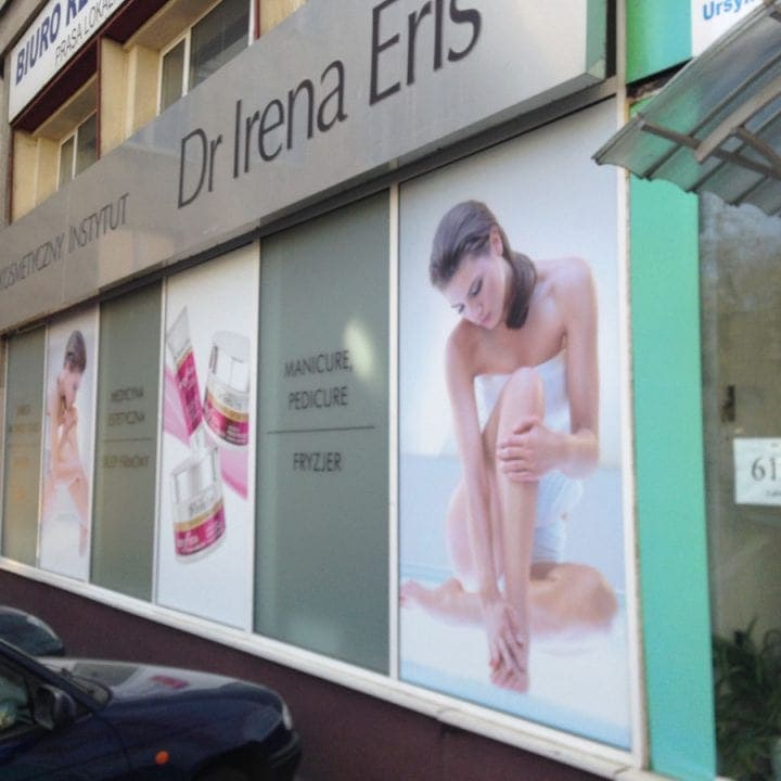 Oklejenie witryn salonu kosmetycznego