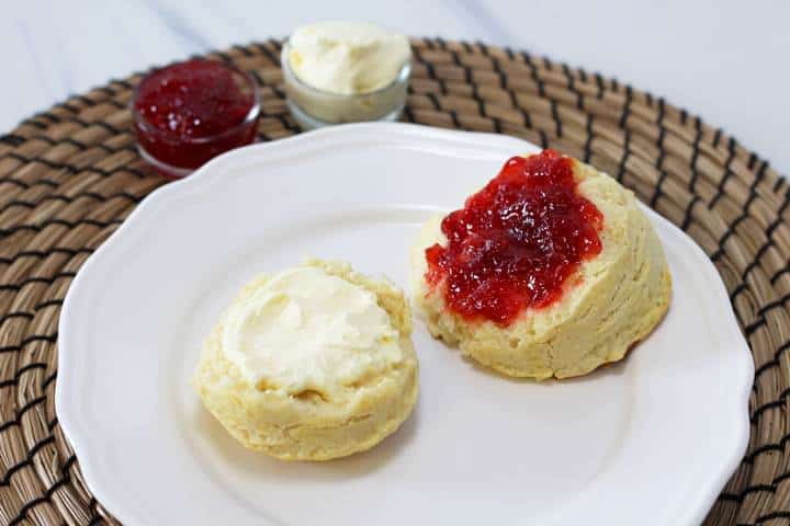 cream scones