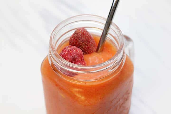 strawberry mango smoothie