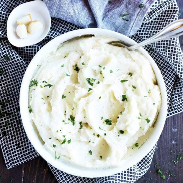 Instant Pot Mashed Potatoes with Roasted Garlic and Parmesan