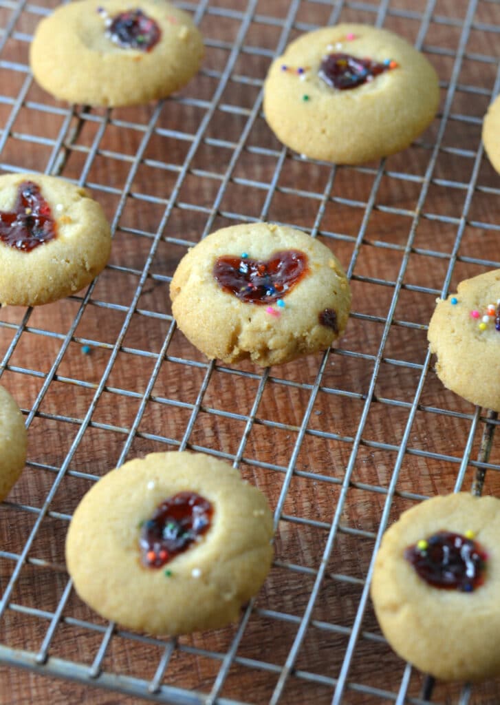 Mantecaditos (Puerto Rican Guava Thumbprint Cookies)