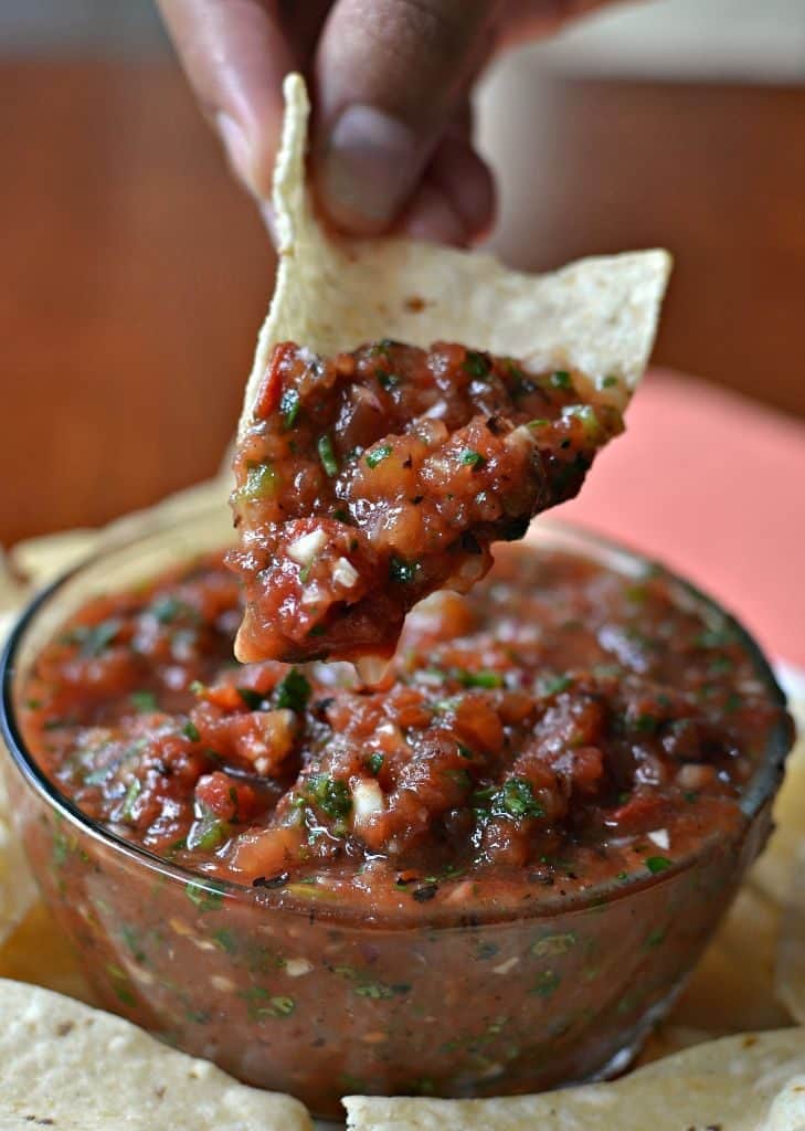 Fresh Salsa Recipe (Better Than Restuarant Quality in Five Minutes)