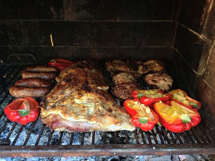 Asado en buenos aires argentina tradicional familiar