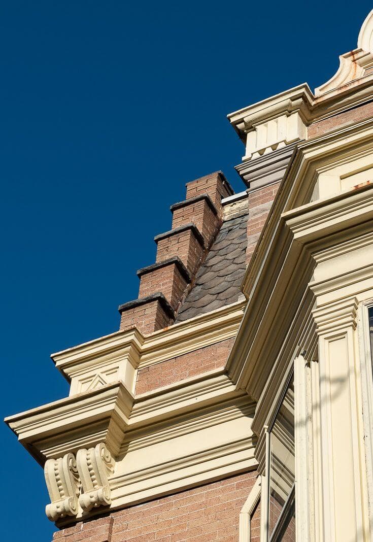 DRAW PILASTER AND ROOF FOR PORCH WITH A ROOFTOP DECK IDEAS