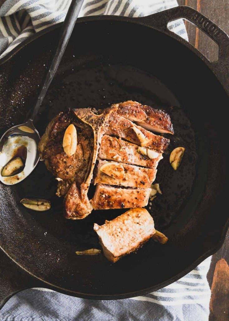 Simple Skillet Pork Chops