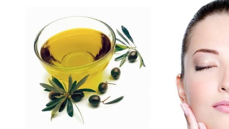 فوائد زيت الزيتون للبشرة