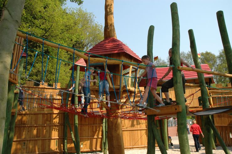 Foto: Ferienzentrum Schloss Dankern, Spielburg Drago