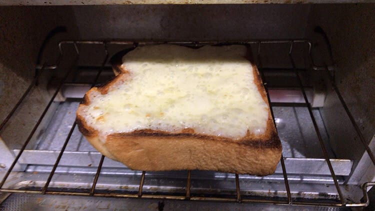 cheese-toast190516_019.jpg チーズトーストが焼き上がりました