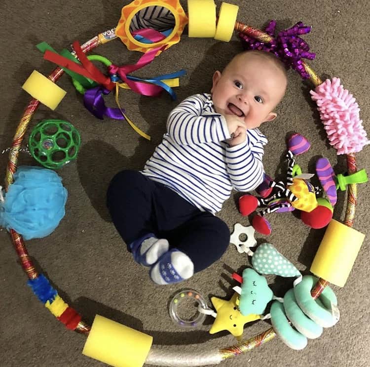 baby sensory play