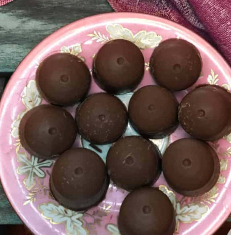 Keto Chocolate Peanut Butter Fat Bombs Fittoserve Group