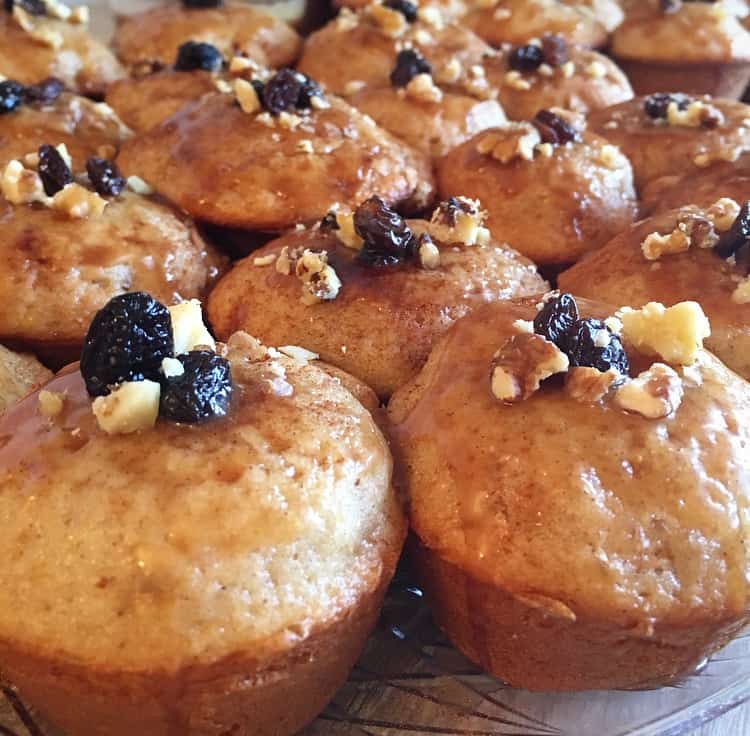 banana nut raisin muffin