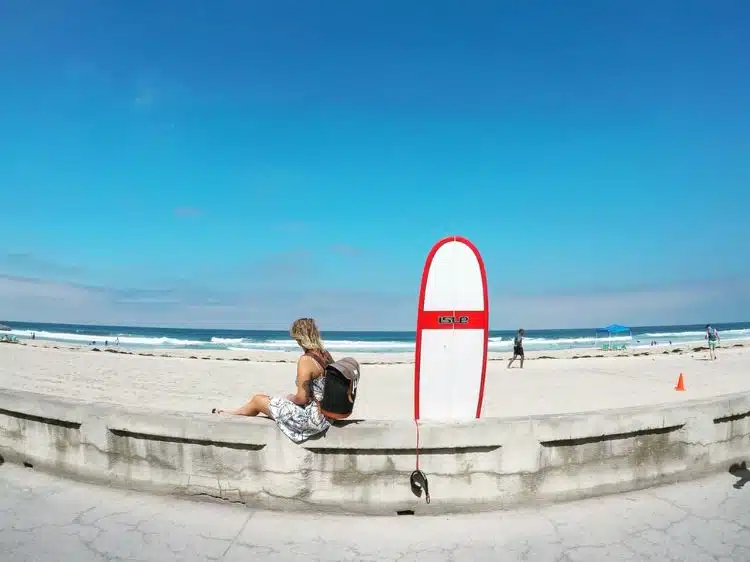 surfing-la-jolla-shores in San Diego