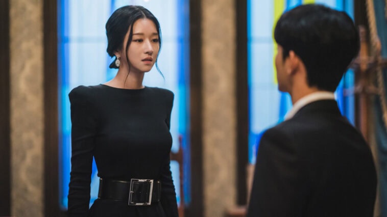 'It's Okay To Not Be Okay' Episodes 15-16 Fashion: Seo Ye-Ji As Ko Moon