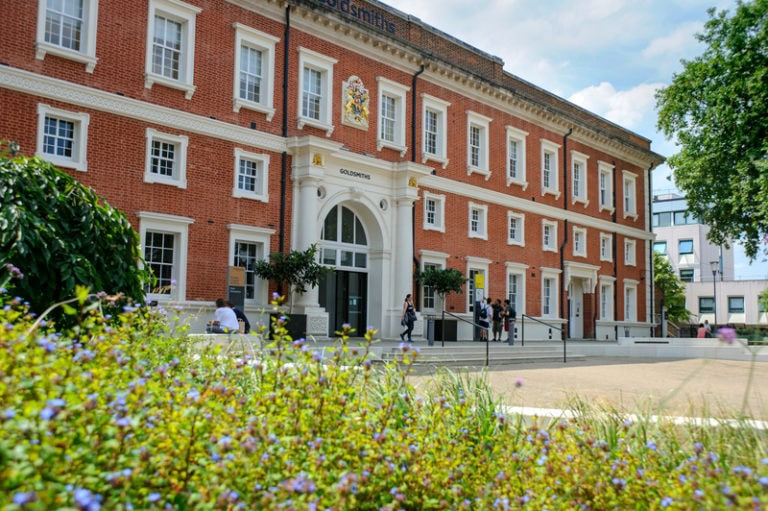 Junior Residential English Summer School London Goldsmiths College United Kingdom