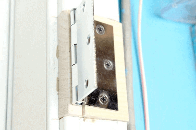 INSTALL HINGES TO BUILD WOODEN SCREEN DOOR FOR PORCH