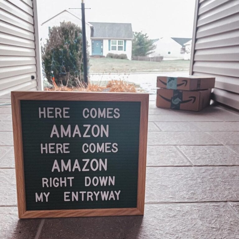 Compare E-Commerce Platforms, Amazon VS. Alibaba (source: special) Compare E-Commerce Platforms, Amazon VS. Alibaba