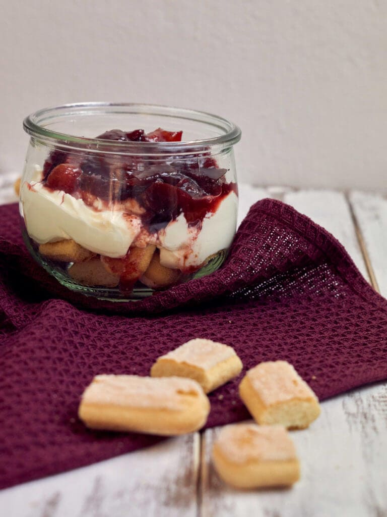 Zwetschgen-Schicht-Dessert - linalsbackhimmel.de
