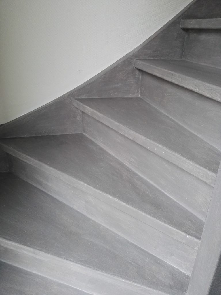 Betonlook verf varnish aanbrengen
