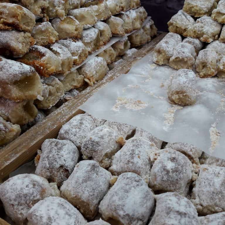 Doces de amêndoas