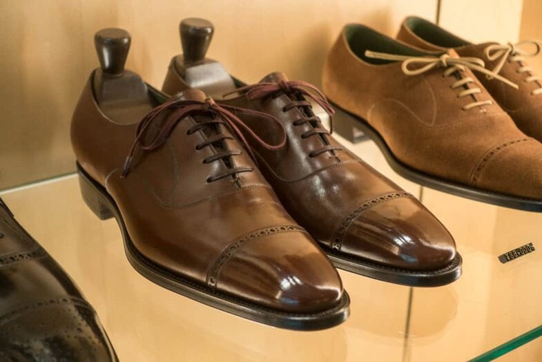 A quarter brogue from the new RTW range. Note the two-colored laces which Clematis calls Blooming Laces.
