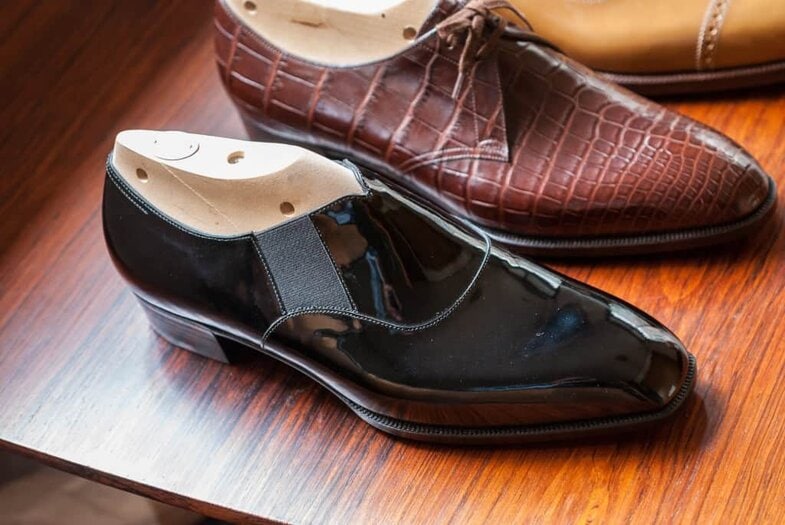 As many do Marquess also cut open their fitting shoes.