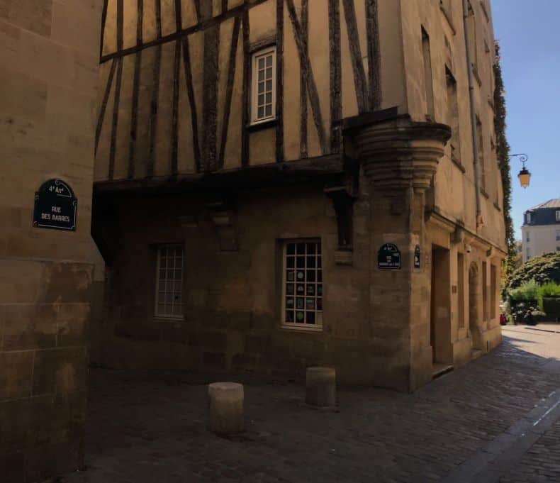 Rue des Barres Rue des Barres
