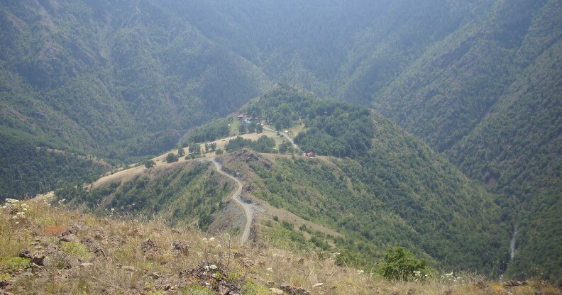 pogled na lokaciju manastira