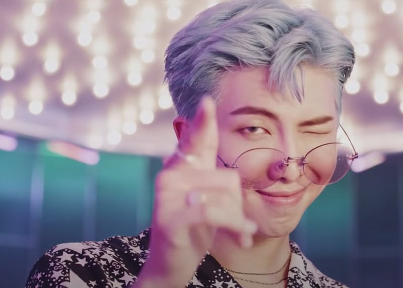 BTS Dynamite MV Kpop Fashion - RM - Look 1