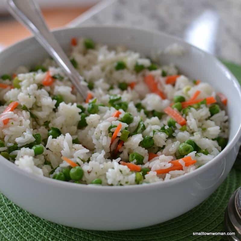 Quick and Easy Traditional Rice Pilaf Small Town Woman