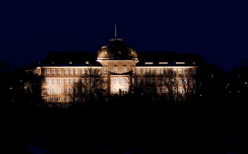 Earth Hour 2021 – Flensburg macht mit! Goethe Schule Flensburg Nacht