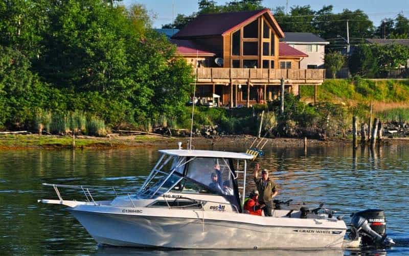 BC Fishing Lodges The Top BC Salmon Fishing Lodges are here!