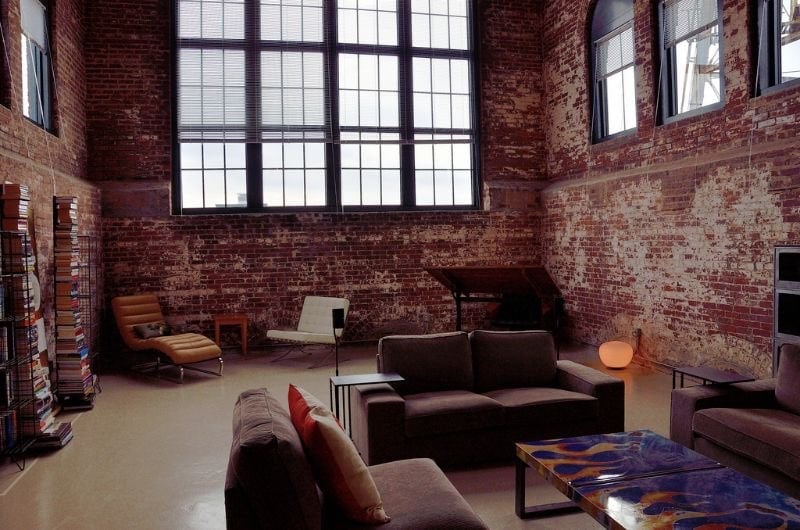 Loft by TimothyJ (Flickr)