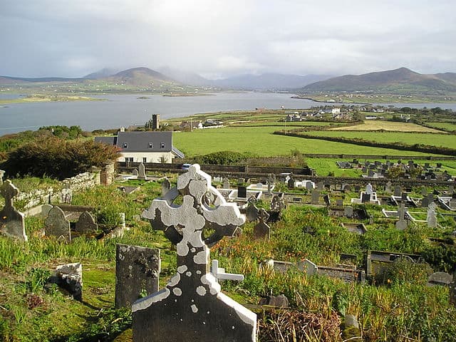 Valentia_Island http://en.wikipedia.org/wiki/File:Valentia_Island.jpg