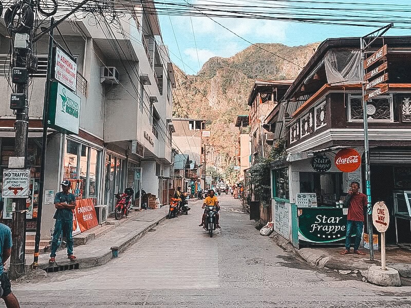 Entrance Taraw Cliffs