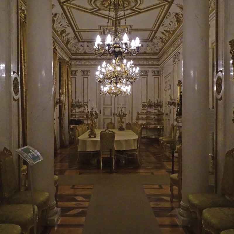 Visita al Museo Revoltella a Trieste: una delle stanze baronali