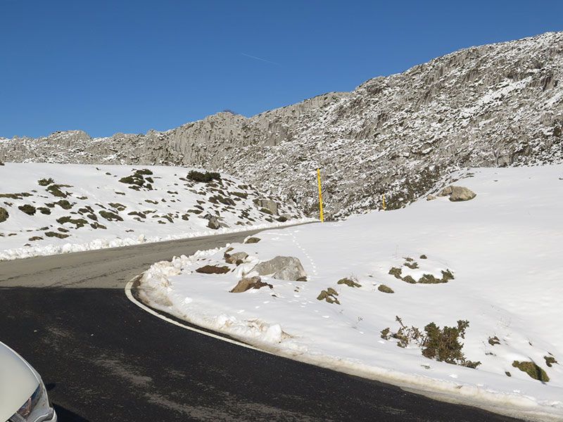 Arenas de Cabrales en invierno - Carretera de acceso a los Lagos de Covadonga