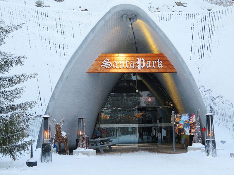 Santa Park - Cueva de los elfos de Papa Noel - Rovaniemi - Entrada