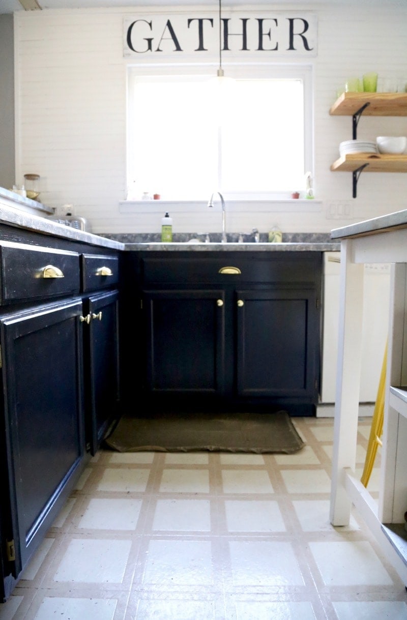 Painting Laminate Countertops Should You Try It Love Renovations