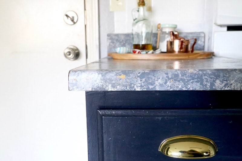 Painting Laminate Countertops Should You Try It Love Renovations