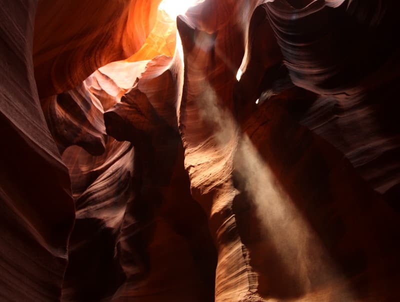 facho de luz no Antelope Canyon