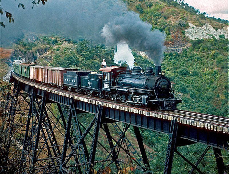 Ferrocarril del Norte - Tramo Panajax