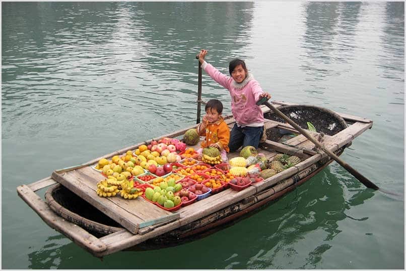 Baia di Halong (Vietnam) Baia di Halong (Vietnam)