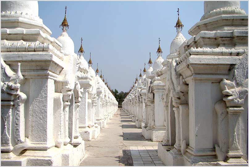 Kuthodaw Pagoda Mandalay Kuthodaw Pagoda Mandalay