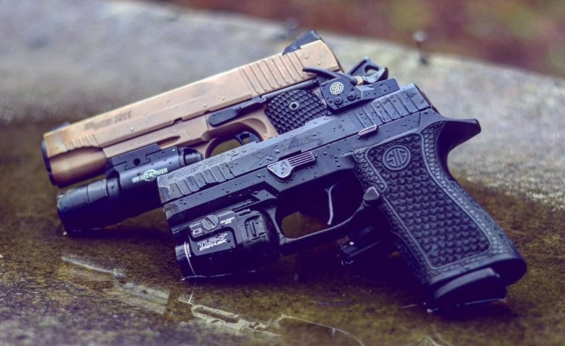 bed pistol red dot sight