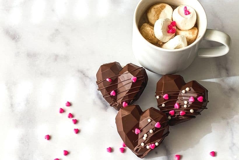 Here is How To Make Hot Chocolate Bombs for Valentine's Day. Share these hot cocoa bombs your your kids, family and friends.