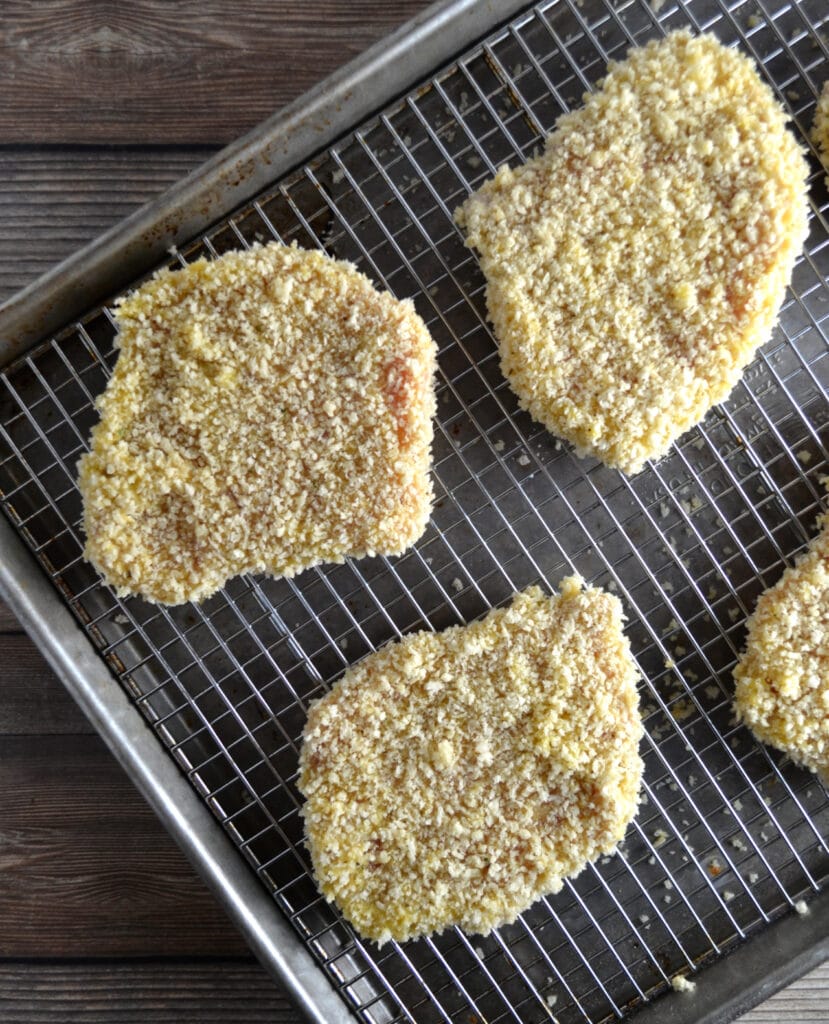 Milanesa de Cerdo (Breaded Pork Chops) | Delish D'Lites