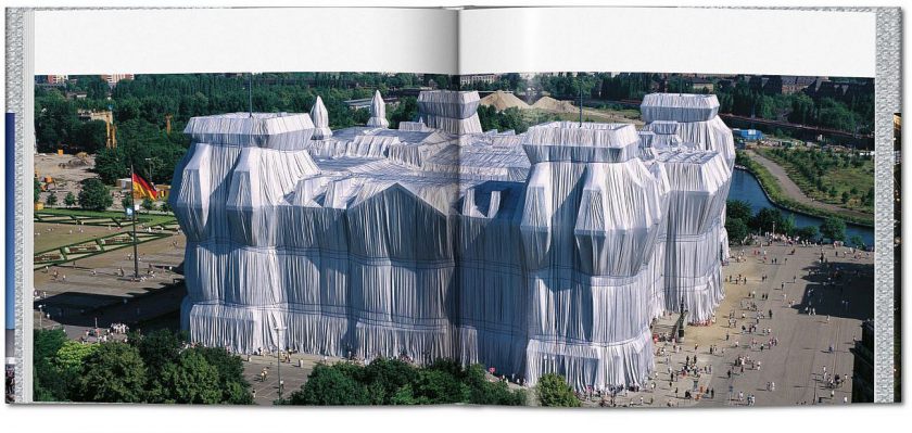 christo wrapped reichstag Auszug aus dem Buch