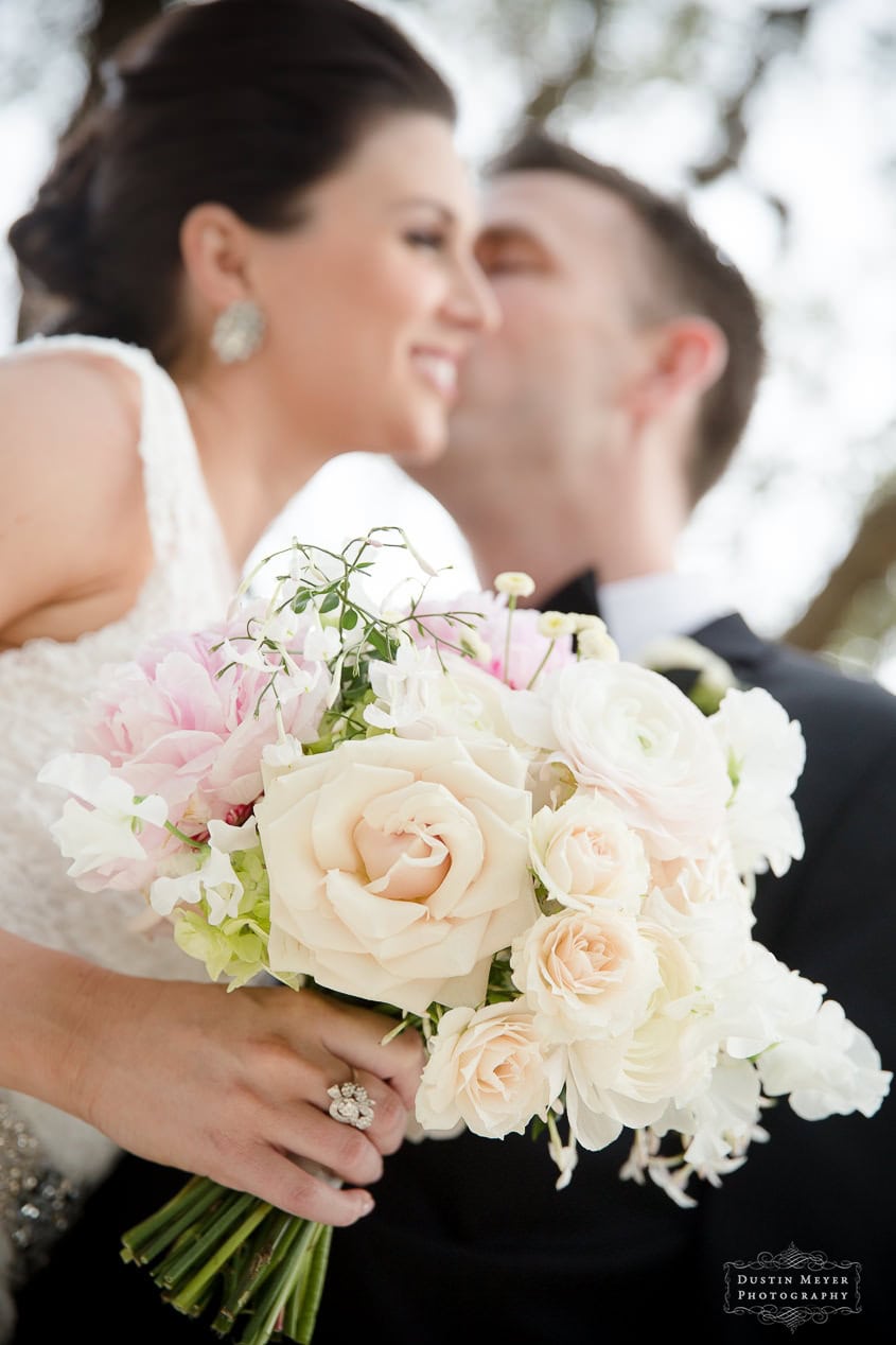 austin wedding florist camp lucy austin wedding photographers first look dustin meyer photography