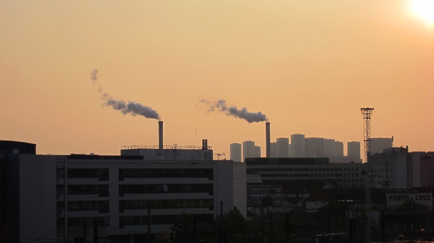 pollution de l'air - pollution des sols